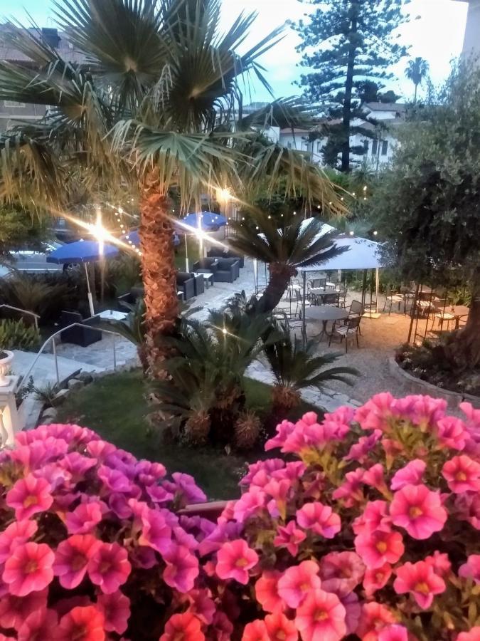 Hotel Morandi Sanremo Ngoại thất bức ảnh