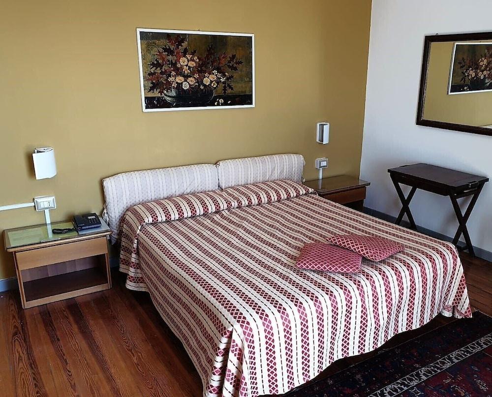 Hotel Morandi Sanremo Ngoại thất bức ảnh